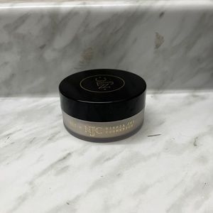 *Make an Offer* Nikkia Joy setting powder